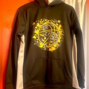 Basketball 🏀 Hoodie Boys Everlast size XL 18/20